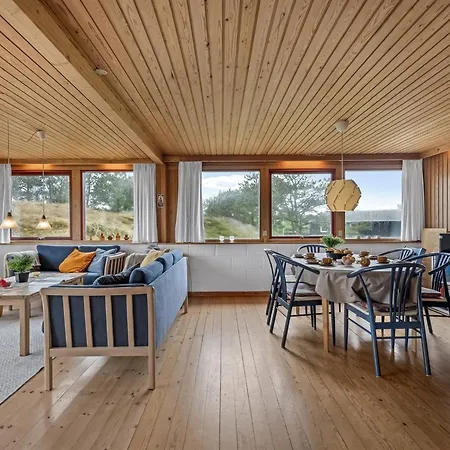 Sweni - 800m From The Sea By Interhome *