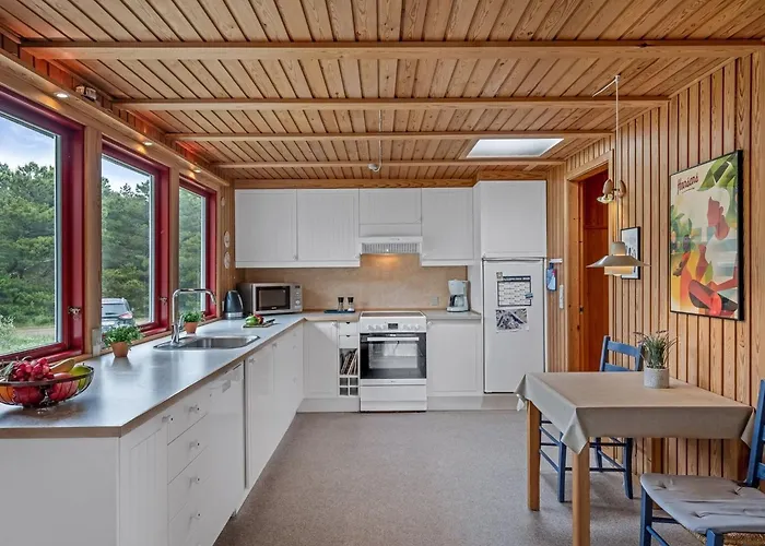 Holiday home Sweni - 800m From The Sea By Interhome